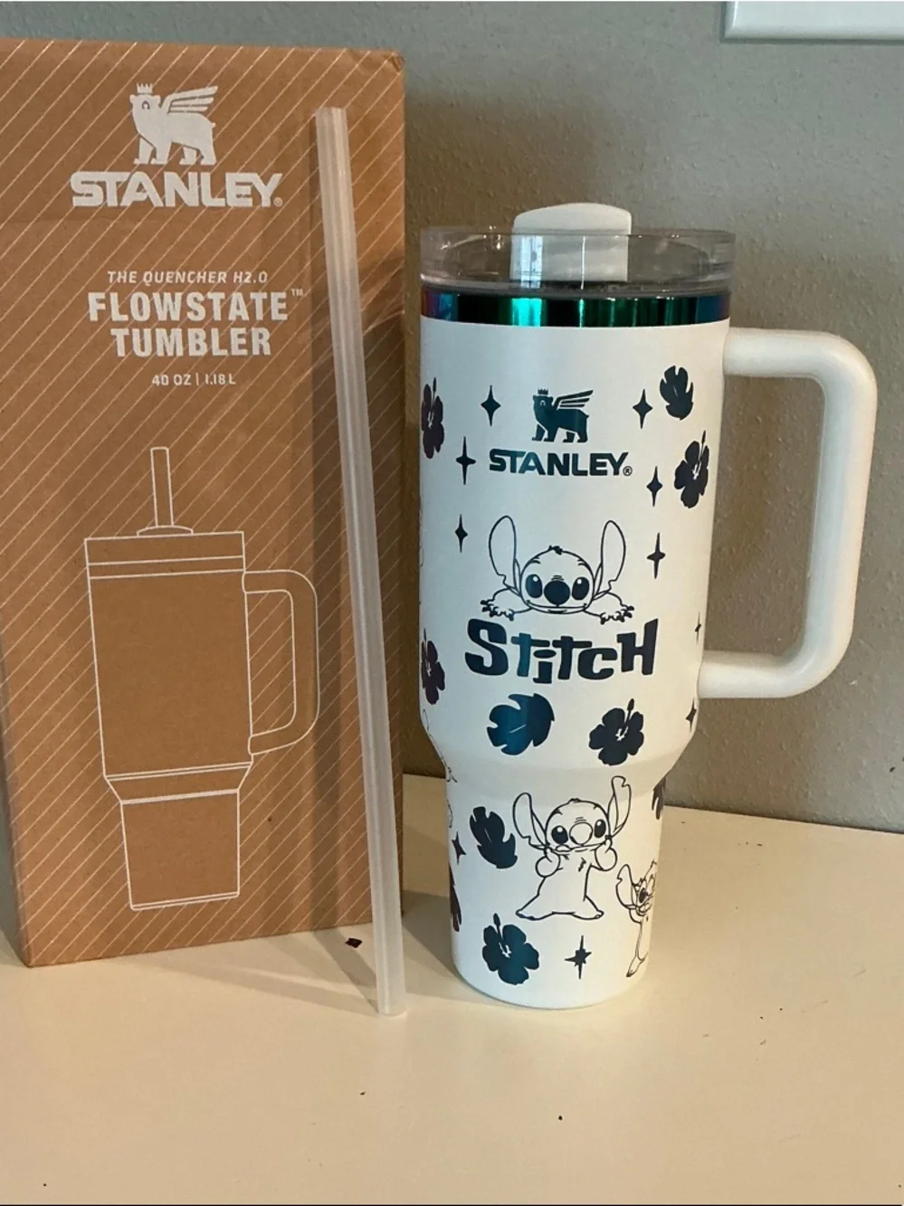 Stanley Disney Stitch H2.0 Quencher 40 Oz Tumbler, - Picture 1 of 4